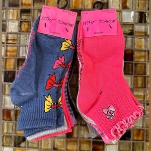 NWT BETSEY JOHNSON 12 Pair Women’s Quarters Ankle Socks~Shoe Size 5-10~$36~Bows